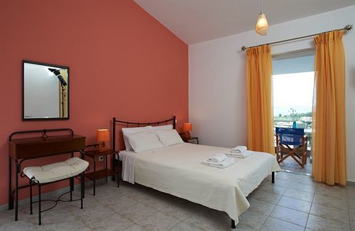 Irene Studios Hotel Evia Eksteriør bilde